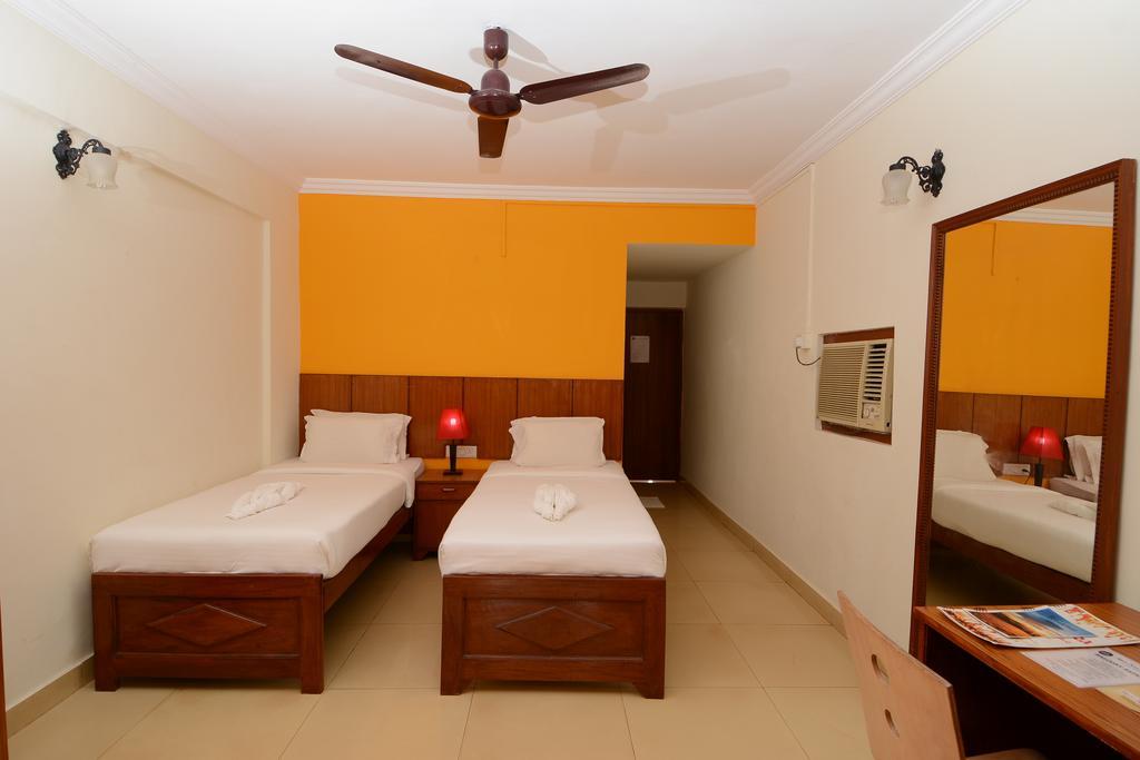 Silver Sands Sunshine - Angaara Candolim Zimmer foto