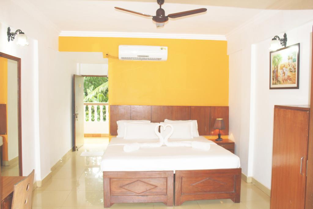 Silver Sands Sunshine - Angaara Candolim Exterior foto