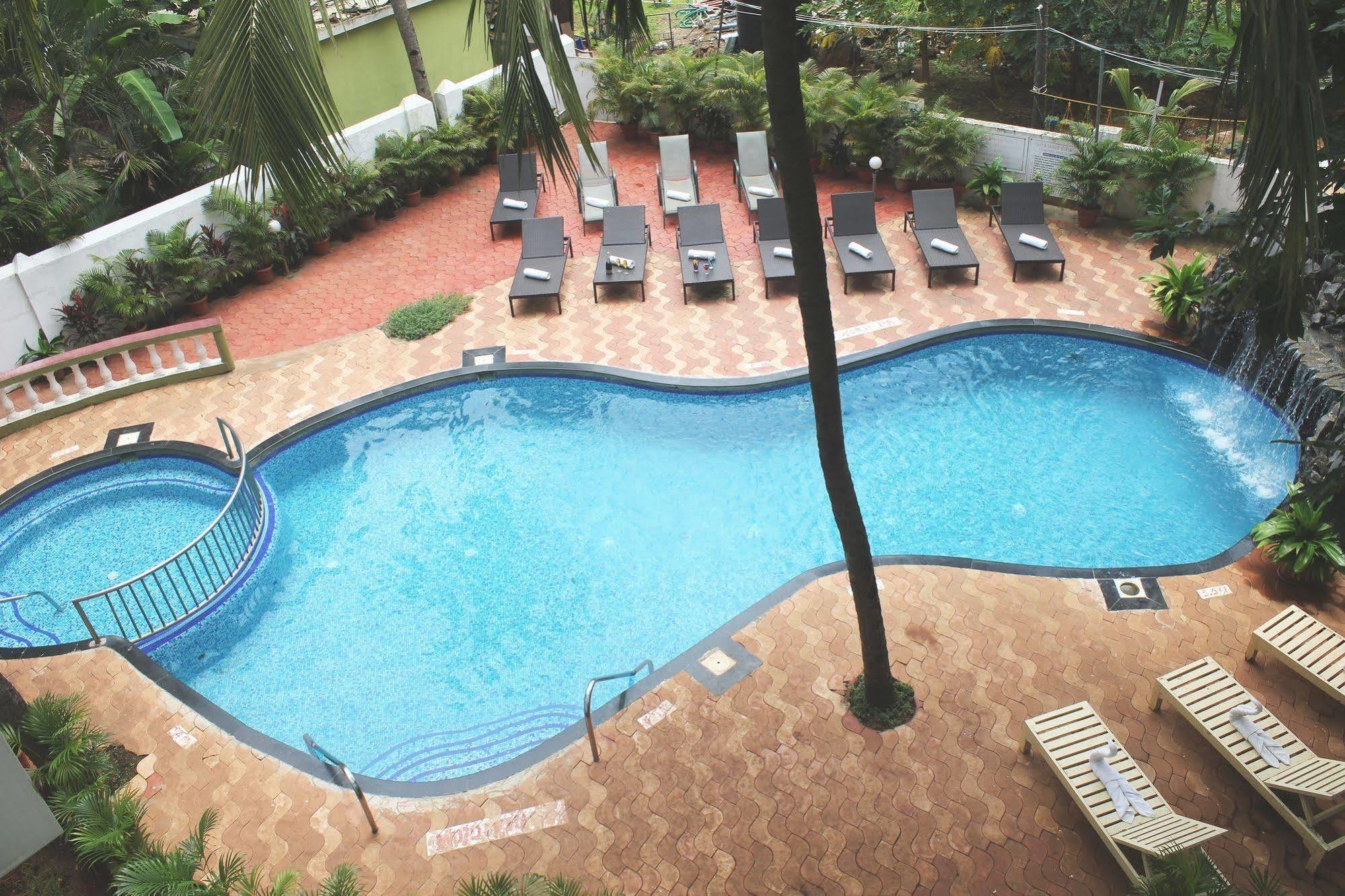 Silver Sands Sunshine - Angaara Candolim Exterior foto